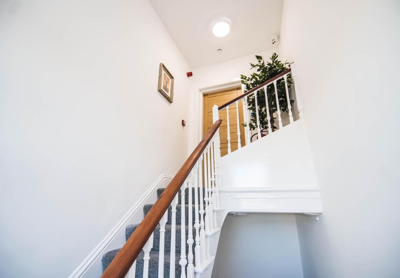 York Crescent Apartments Dış mekan fotoğraf